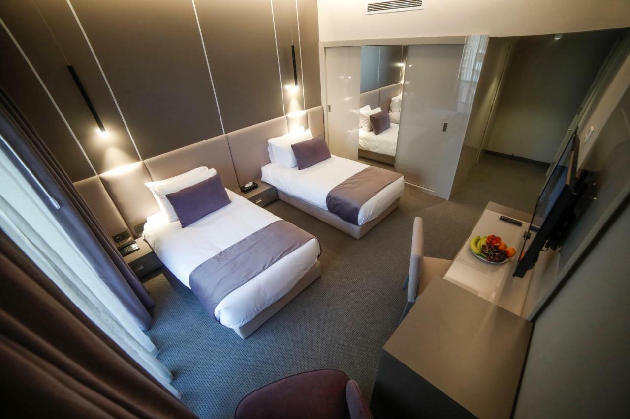 Rawsheh 51 Otel Beyrut Dış mekan fotoğraf
