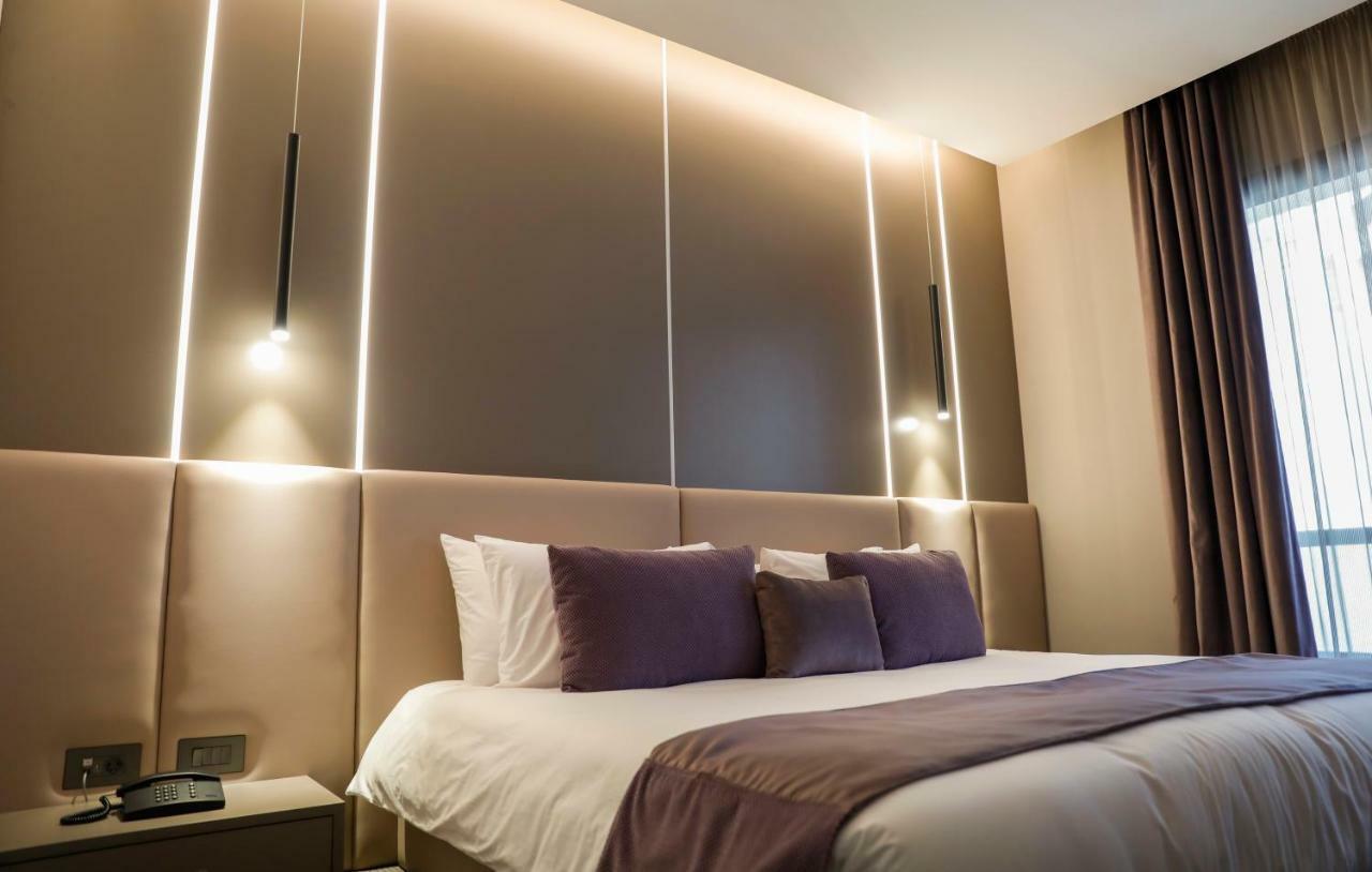 Rawsheh 51 Otel Beyrut Dış mekan fotoğraf