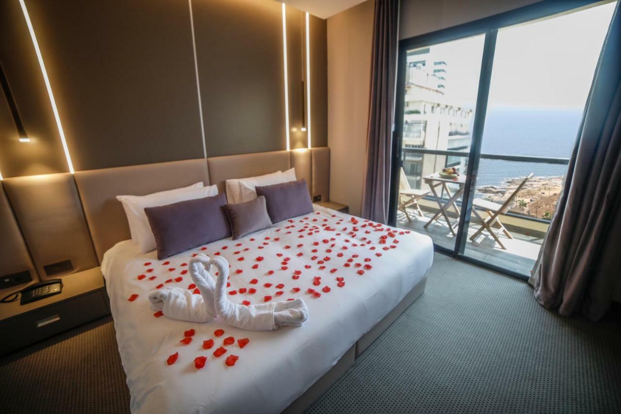 Rawsheh 51 Otel Beyrut Dış mekan fotoğraf